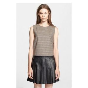 Theory Crop top. Excellent condition. Size Small.